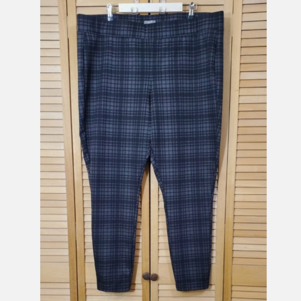 Maurices Gray And Black Plaid Pull-On Skinny Pants 24W